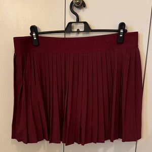 Athleta Matchpoint Pleated Lasercut Skort